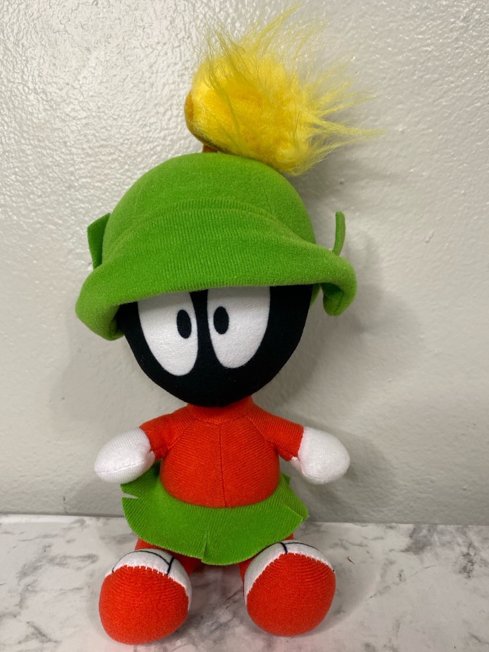 Looney Tunes Warner Brothers Marvin Martian Stuffed Animal Plush Figure Toy 7"